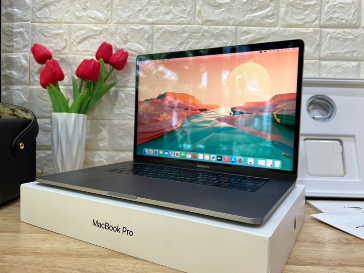 MacBook Pro 15-inch,2018 Four Thunderbolt 3 ports 6-Core  i7 Ram16GB SSD256GB SpaceGary รูปที่ 2