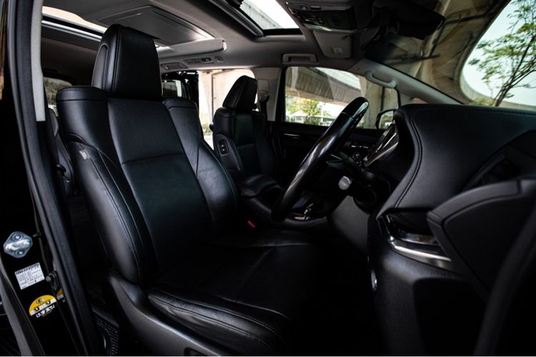 Toyota Alphard 2021 2.5 S C-Package Van เบนซิน ไม่ติดแก๊ส เกียร์อัตโนมัติ ดำ รูปที่ 3