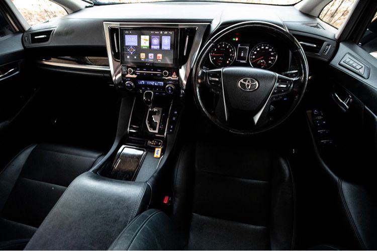 Toyota Alphard 2021 2.5 S C-Package Van เบนซิน ไม่ติดแก๊ส เกียร์อัตโนมัติ ดำ รูปที่ 4
