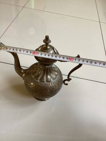 lndia engraved brass coffee pot กาทองเหลืองตอกสลักลาย  งานเก่า made in india รูปที่ 4
