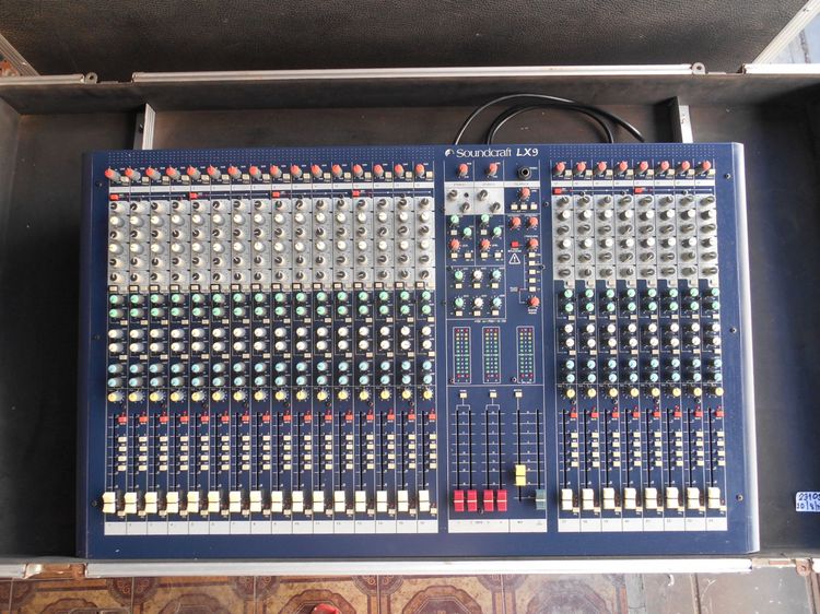 Soundcraft LX9-24 ช่อง Mixer พร้อมกล่องแร็ค รูปที่ 7