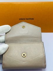 Louis Vuitton wallet (670300)-2