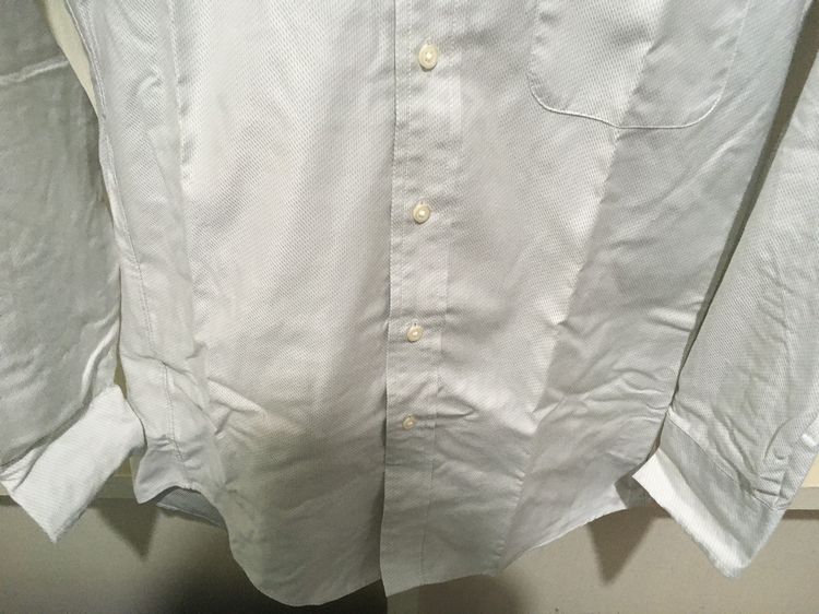 เสื้อเชิ้ตแขนยาว แบรนด์ uniqlo สีเทาอ่อน รูปที่ 4