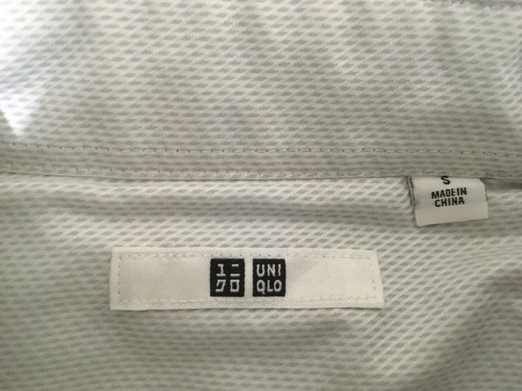 เสื้อเชิ้ตแขนยาว แบรนด์ uniqlo สีเทาอ่อน รูปที่ 7