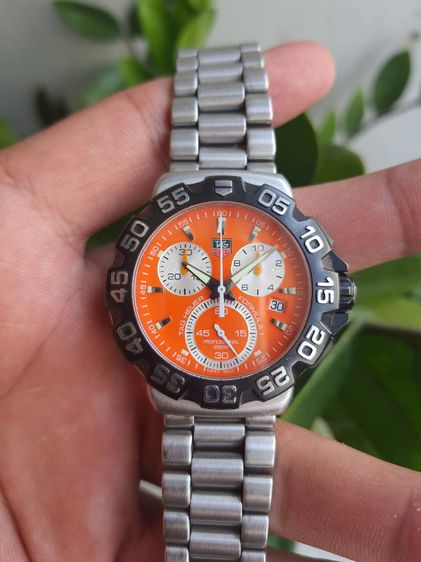 Tag Heuer F1 Quartz Chronograph Professional 200M.Orange Dial CAH1113🇨🇭🏎🇨🇭
   รูปที่ 4