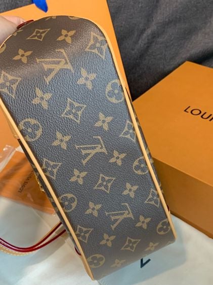 กระเป๋า Louis Vuitton รูปที่ 8