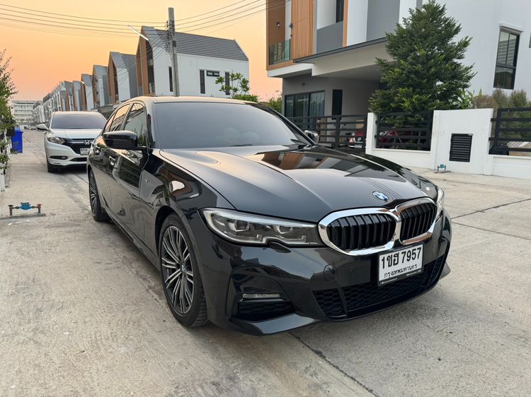 BMW Series 3 2020 320d Sedan ดีเซล ไม่ติดแก๊ส เกียร์อัตโนมัติ ดำ รูปที่ 3