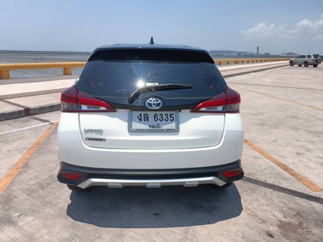 Toyota Yaris 2019 1.2 High Cross Sedan เบนซิน ไม่ติดแก๊ส เกียร์อัตโนมัติ ขาว รูปที่ 1