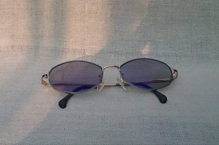 แว่นตาออสเตรียแฮนด์คราฟท์ SILHOUETTE 'ซิลูเอตต์' กรอบไทเทเนียมบริสุทธิ์สีทอง ขลิบสีฟ้าคอร์นฟลาวเวอร์  เลนส์ออโต้ โฟโตโครมิก โพลีคาร์บอเนต สีเทา–สว่าง...Authentic Vintage SILHOUETTE handcrafted in Japan
 รูปที่ 11