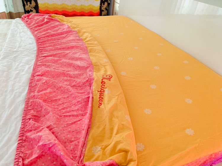ผ้าปูที่นอนรัดมุม (แบบหนา) ขนาด 6ฟุต สีเหลืองลายวินเทจ ด้านล่างปักลาย Meriqueen มือสองขายตามสภาพ สินค้าญี่ปุ่น-เกาหลีแท้ รูปที่ 9