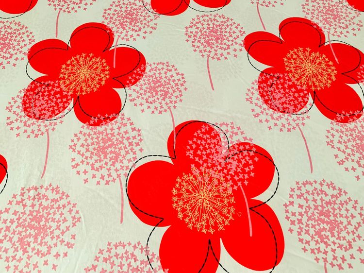 ผ้าปูที่นอนรัดมุม (แบบหนา) ขนาด 6-6.5ฟุต สีขาวลายดอกวินเทจสีแดง (สภาพใหม่) มือสองสภาพดี สินค้าญี่ปุ่น-เกาหลีแท้ รูปที่ 5