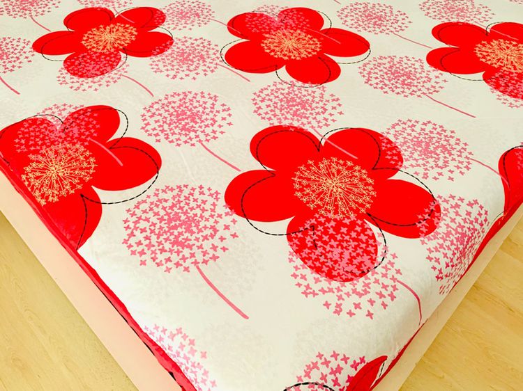 ผ้าปูที่นอนรัดมุม (แบบหนา) ขนาด 6-6.5ฟุต สีขาวลายดอกวินเทจสีแดง (สภาพใหม่) มือสองสภาพดี สินค้าญี่ปุ่น-เกาหลีแท้ รูปที่ 10