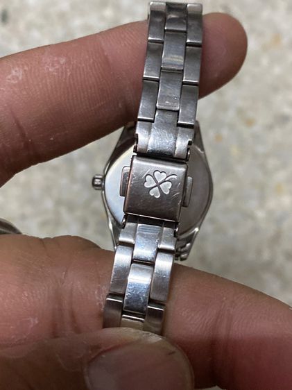 นาฬิกายี่ห้อ VERT DENSE  ควอทซ์ เลดี้ ของแท้มือสอง สายยาว 16.5 เซนติเมตร   700฿ รูปที่ 6