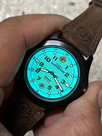 นาฬิกายี่ห้อ TIMEX  ของแท้มือสอง สภาพสวย สายเดิม  900฿ รูปที่ 3