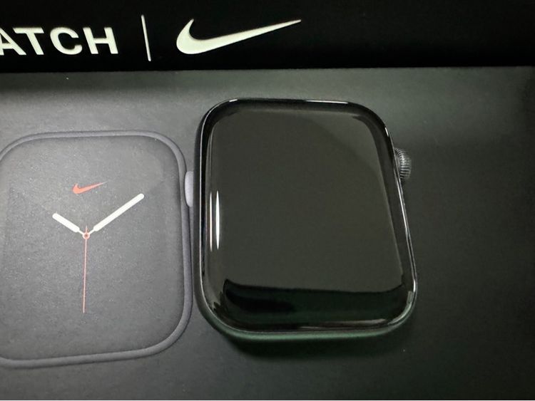 Apple Watch Series 5 GPS 44mm ดำ Nike  รูปที่ 4