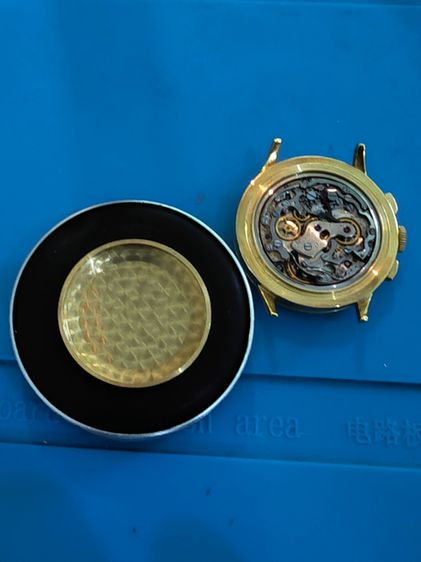 Movado Chronograph Vintage 750K Gold รูปที่ 4