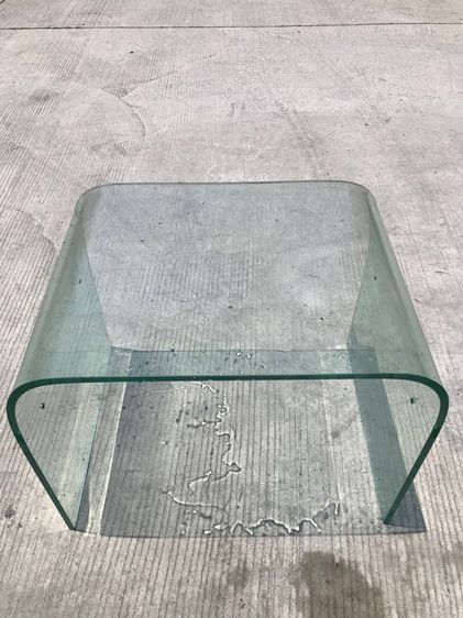 อื่นๆ อื่นๆ โต๊ะกลาง กระจกตัดโค้ง ( กระจกหนาๆ ) ขนาด 61 × 45 สูง 48เซนติเมตร