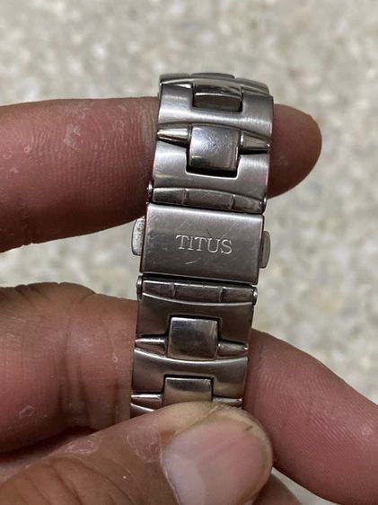 นาฬิกายี่ห้อ TITUS  ควอทซ์  เลดี้ ของแท้ มือสอง สภาพสวย  สแตนเลสทั้งเรือน 900฿ รูปที่ 5