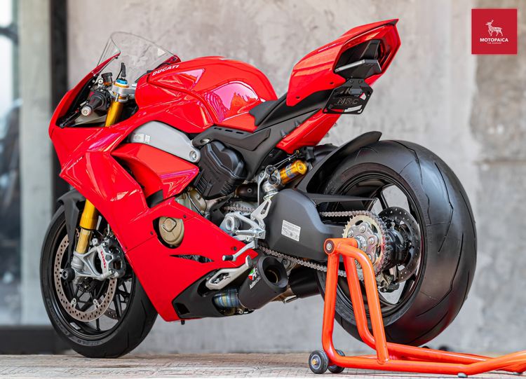 Ducati​ Panigale V4S ปี2018 เจ้าของเดียว วิ่งน้อย700โล ท่อAR GP3 รูปที่ 4