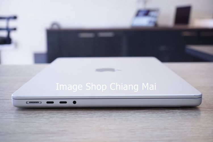 MacBook Pro 14-inch M1 Pro 2021 1TB Silver รูปที่ 4