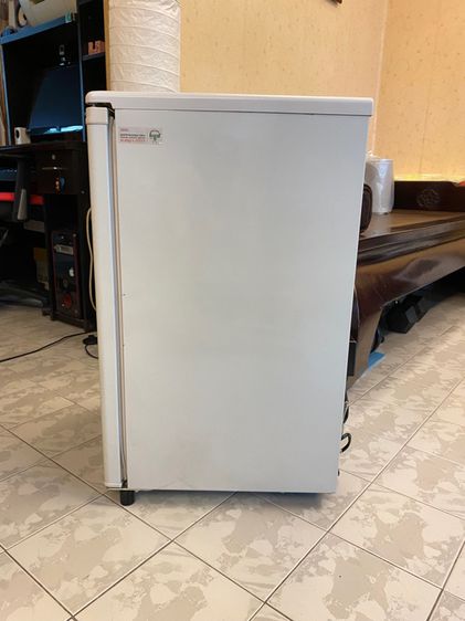ตู้เย็นมินิบาร์ Toshiba ขนาด 3.0 คิว รูปที่ 2