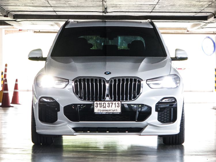 BMW X5 2022 3.0 xDrive30d M Sport 4WD Utility-car ดีเซล ไม่ติดแก๊ส เกียร์อัตโนมัติ ขาว รูปที่ 4