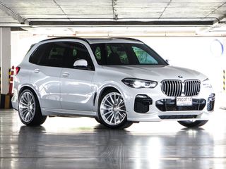 2022 BMW X5 xDrive30D M Sport BSI ถึง 10-10-2026 หรือ 100,000 Km. ล้อ BC Forged โช้คอัพ KW Suspension เบรค M Performance
