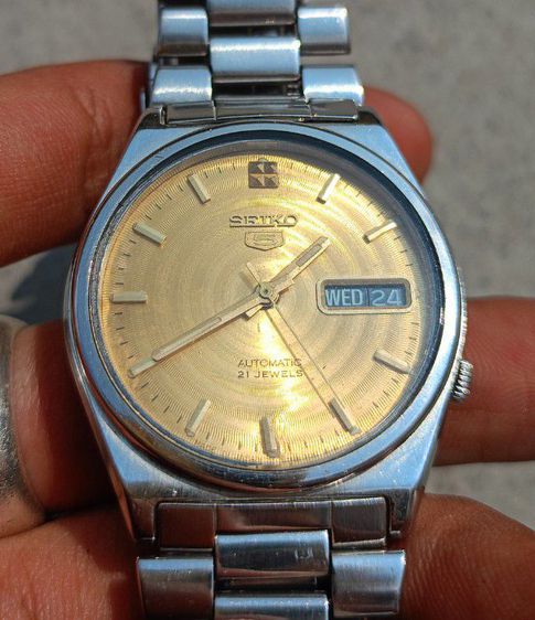🔥🔥🔥 เปิดขาย นาฬิกา Seiko 7s26 หน้าเสี้ยนเเผ่นเสียง สีทอง ระบบออโต้  สวยๆเดิมๆเก่าเก็บ 🔥🔥🔥 รูปที่ 3