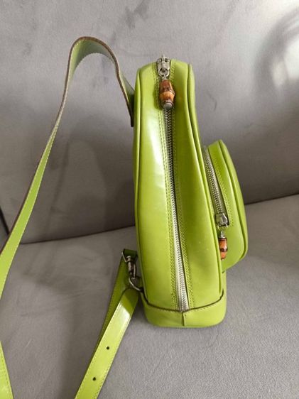 กระเป๋าคาดอก Gucci Bambu สีเขียว มือสองของแท้ครับ รูปที่ 10
