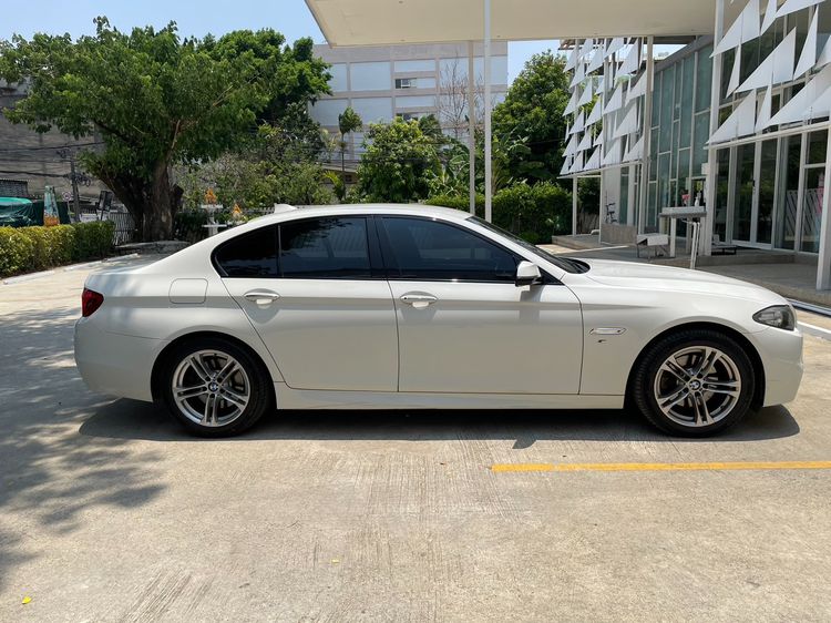 BMW Series 5 2017 520d Sedan ดีเซล ไม่ติดแก๊ส เกียร์อัตโนมัติ ขาว รูปที่ 4
