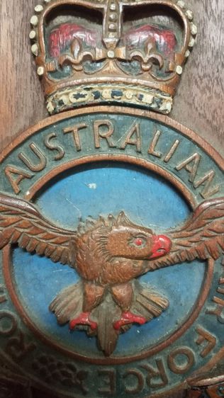 ป้ายงานไม้แกะเก่ากองทัพอากาศ AIR FORCE AUSTRALIAN มือ2สภาพดีสมบูรณ์สวยเก็บเก่าน่าเก็บน่าสะสม รูปที่ 2