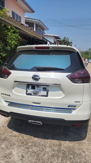 Nissan X-Trail 2015 2.0 4WD Sedan เบนซิน ไม่ติดแก๊ส เกียร์อัตโนมัติ ขาว รูปที่ 4