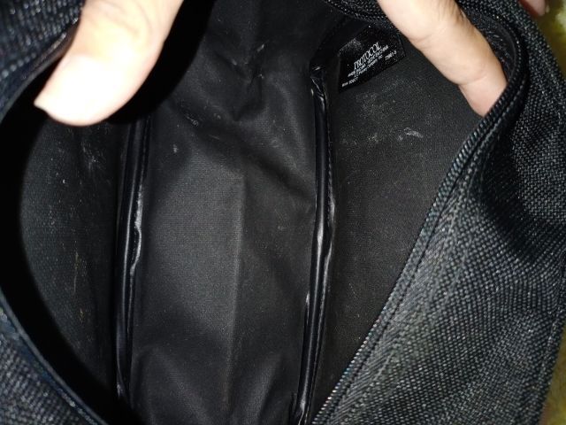 กระเป๋าใส่ของเดินทางสีดำ protocal รูปที่ 3