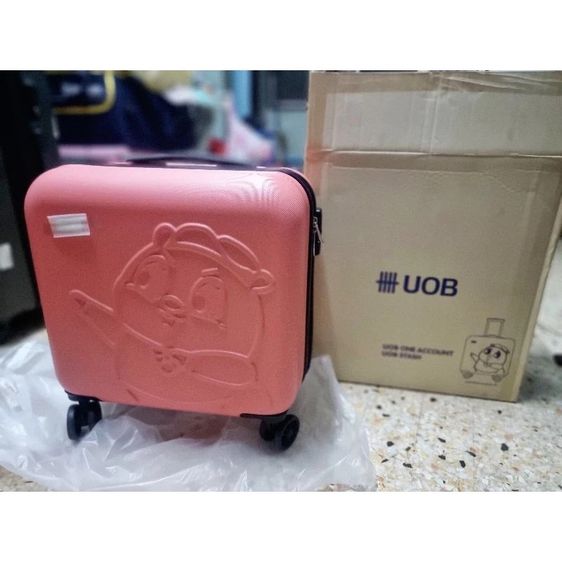 กระเป๋าเดินทาง 17 นิ้ว จากธนาคาร UOB (Limited Edition) ใหม่แกะกล่อง ลายลิขสิทธิ์ของแท้  รูปที่ 2