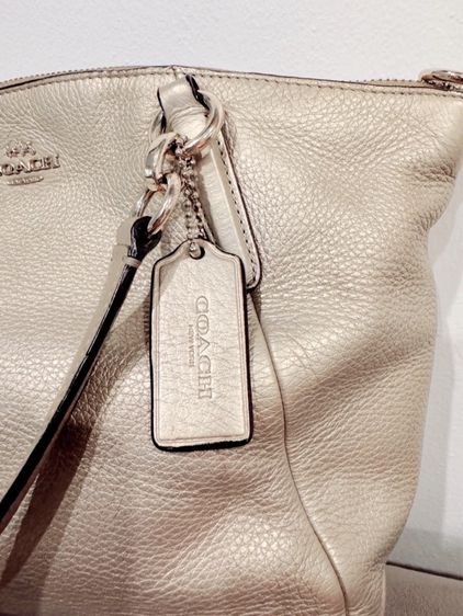 กระเป๋า COACH ทรงพัดมินิ รูปที่ 6