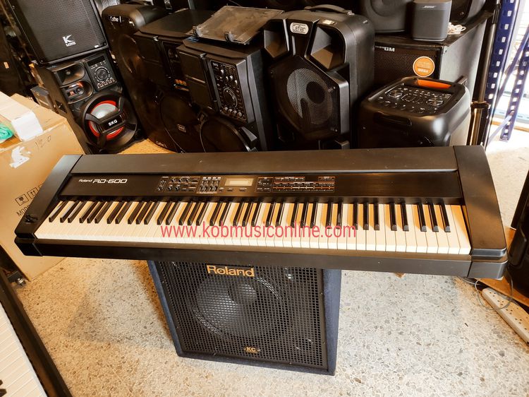 เปียโนไฟฟ้า ยี่ห้อ Roland รุ่น RD600 มือสอง ราคา 15,500 บาท  รูปที่ 3