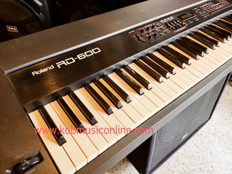 เปียโนไฟฟ้า ยี่ห้อ Roland รุ่น RD600 มือสอง ราคา 15,500 บาท  รูปที่ 2