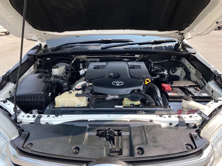 Toyota Hilux Revo 2018 2.4 E Pickup ดีเซล ไม่ติดแก๊ส เกียร์ธรรมดา ขาว รูปที่ 3