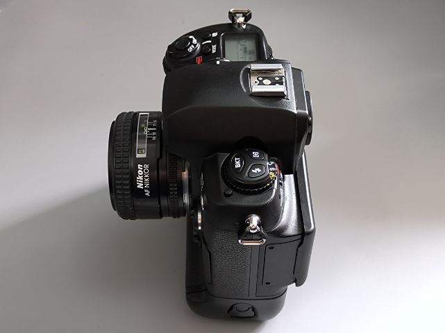 Nikon D1 lens 50mm f1.4D รูปที่ 6