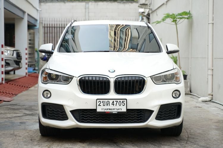 BMW X1 2020 2.0 sDrive20d M Sport Utility-car ดีเซล ไม่ติดแก๊ส เกียร์อัตโนมัติ ขาว รูปที่ 3