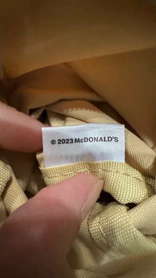 McDonald s Lucky Bag 2023 CHUMS Mini กระเป๋าสะพาย Mac Chums รูปที่ 6