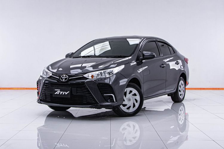 Toyota Yaris ATIV 2022 1.2 Entry Sedan เบนซิน ไม่ติดแก๊ส เกียร์อัตโนมัติ เทา รูปที่ 4
