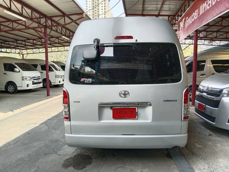 Toyota Commuter 2014 3.0 Van ดีเซล ไม่ติดแก๊ส เกียร์ธรรมดา เทา รูปที่ 4