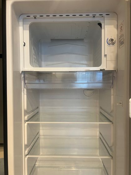 ตู้เย็น Haier ขนาด 6.3 Q สีเทา รูปที่ 3