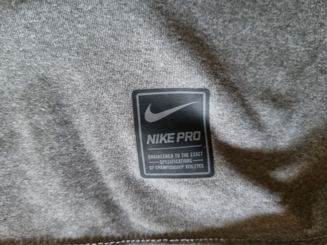 เสื้อกีฬาแขนยาว Nike pro dri-fit ไซด์ M รูปที่ 4