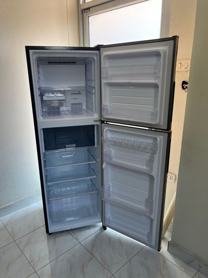 ตู้เย็นชาร์ป 7.9 คิวใช้งานปกติทุกอย่างมีประกันเหลือถึงปีหน้า รูปที่ 4