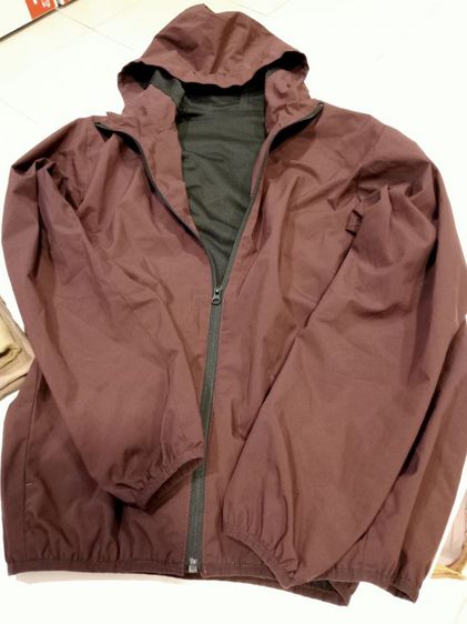 GU jacket with hoodies size L สีแดงเบอร์กันดี้ เสื้อแจ็กเก็ตมีฮู้ด อก 44 ยาว 27 แขน 24 ไหล่กว้าง 6 นิ้ว มีกระเป๋าทั้งซ้ายขวา แขนจั๊ม สภาพดี รูปที่ 12