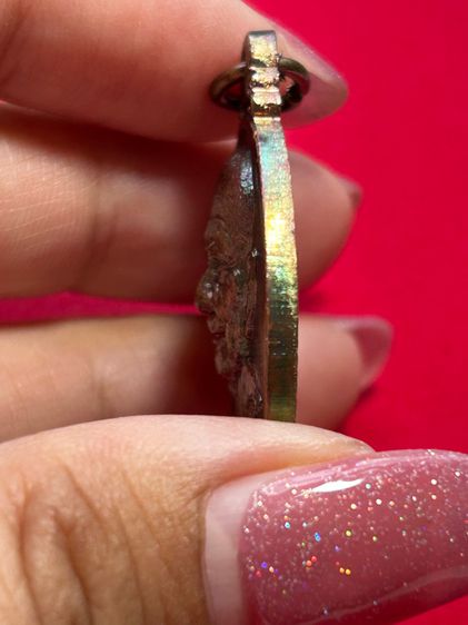 เหรียญกลมรูปเหมือนหลวงปู่หงษ์ครึ่งองค์ หลังมังกรคู่หงส์ ออกสุสานทุ่งมน จ.สุรินทร์ พิธีเสาร์5 ปี 2543 รูปที่ 5