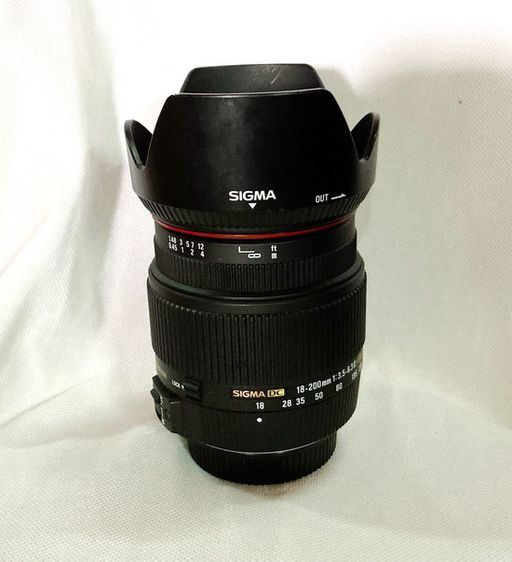 เลนส์ Sigma เมาส์ Nikon แบบ DX ออโต้โฟกัส 18-200mm F3.5-6.3 มีระบบกันสั่น OPTICAL STABILIZER ในตัวเลนส์ทำถ่ายภาพในที่แสงน้อยได้ดีมากขี้น สำห รูปที่ 2