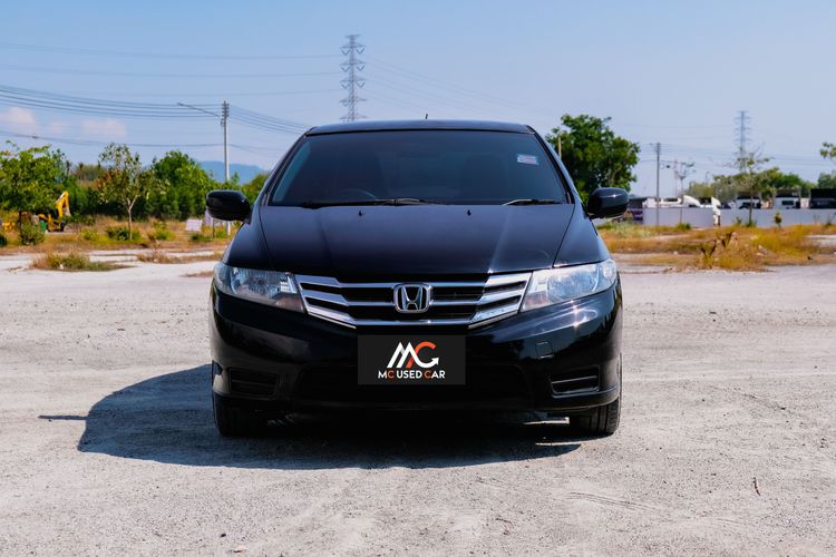 Honda City 2013 1.5 V Sedan เบนซิน ไม่ติดแก๊ส เกียร์อัตโนมัติ ดำ รูปที่ 3